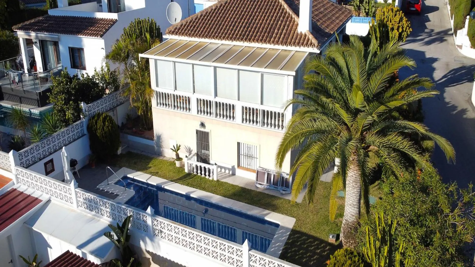 Modern Villa Near Costabella Beach Marbella 0*,