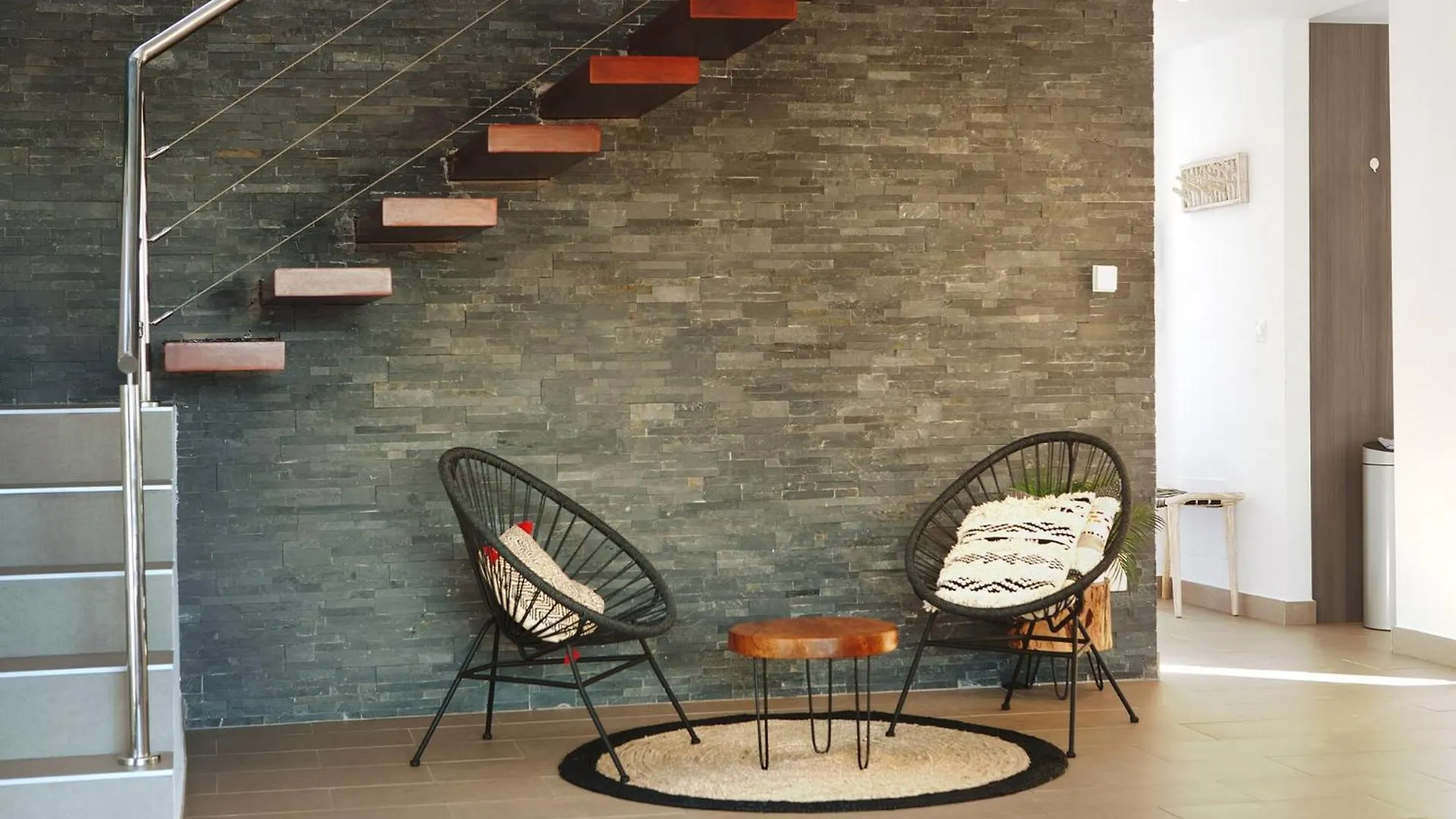 Modern Villa Near Costabella Beach 마르베야 스페인